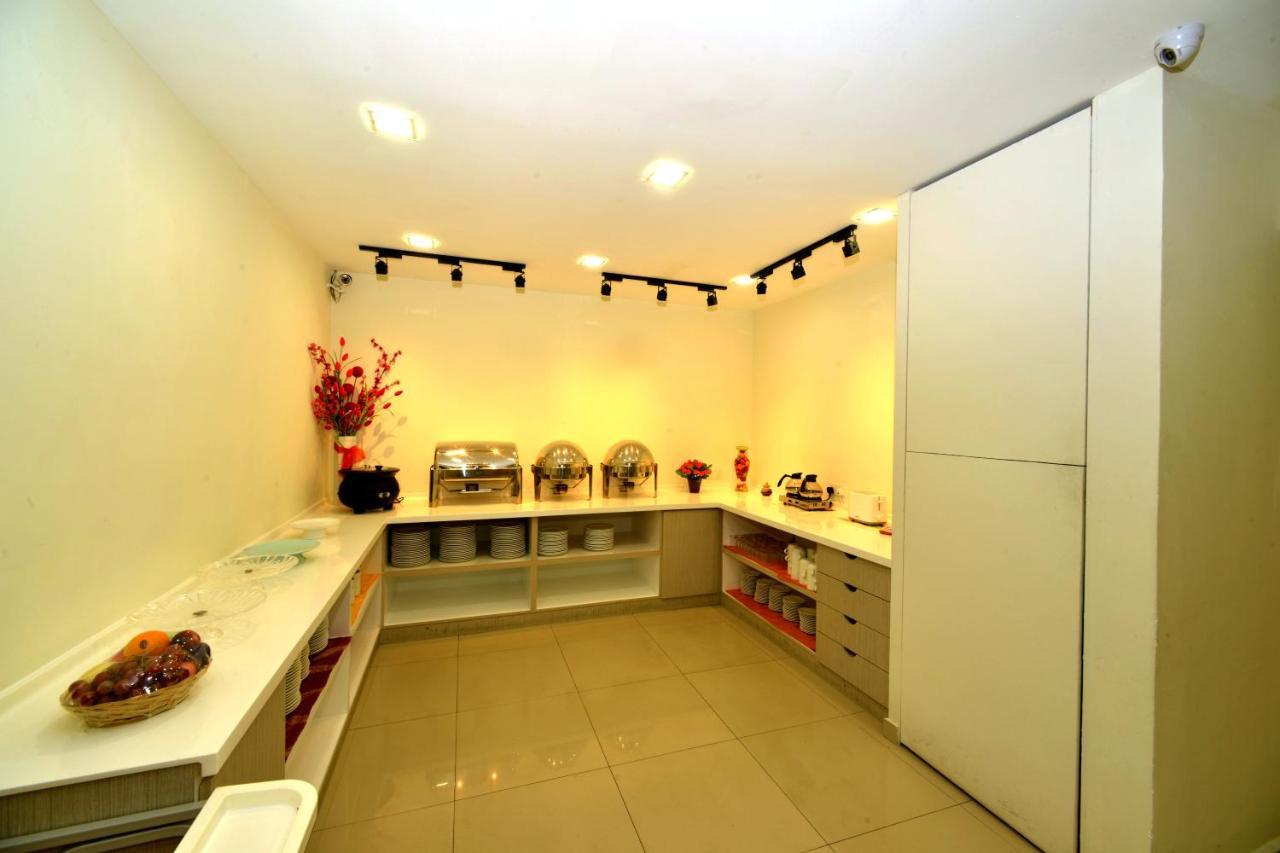 Classic Boutique Hotel Kuantan Exterior photo