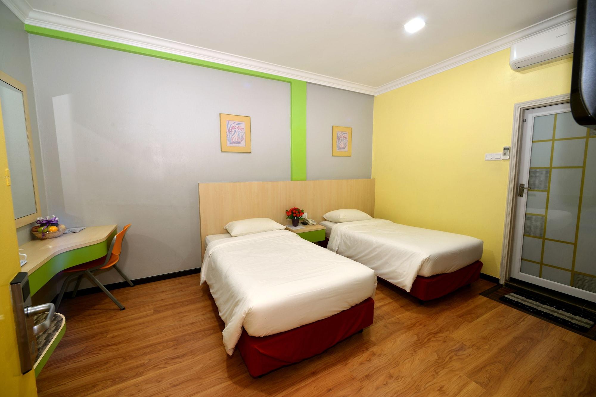 Classic Boutique Hotel Kuantan Exterior photo