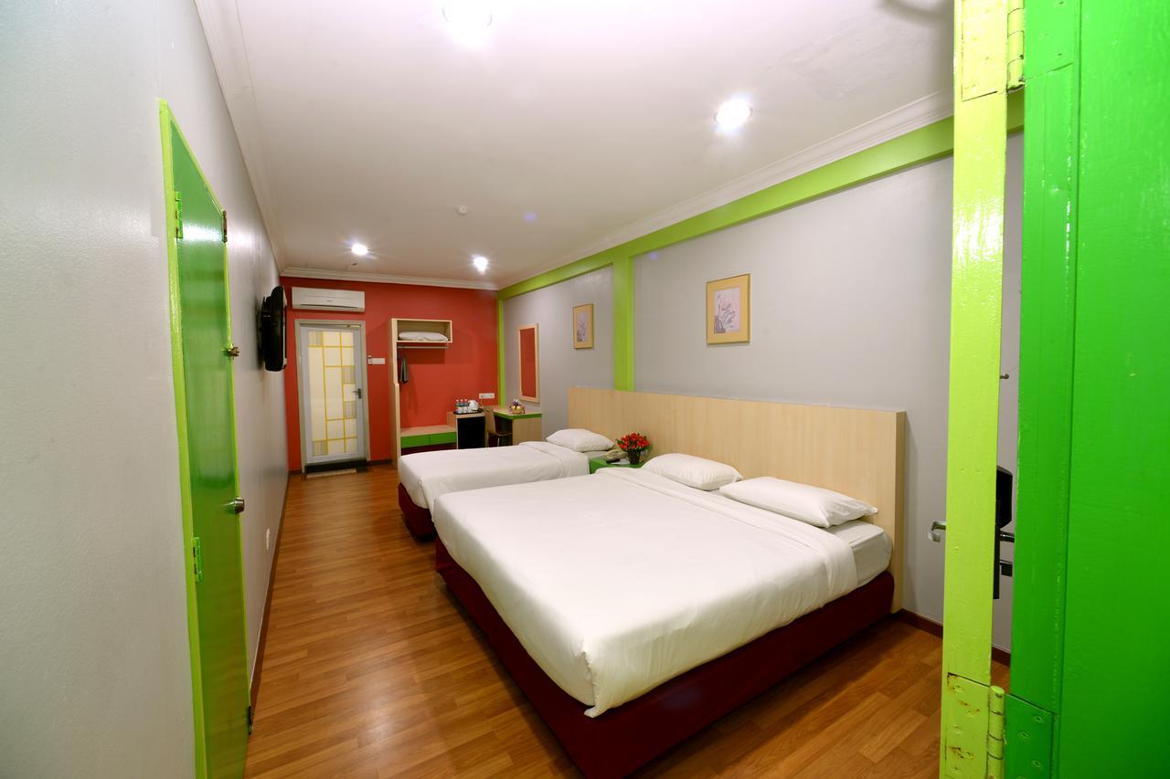 Classic Boutique Hotel Kuantan Exterior photo