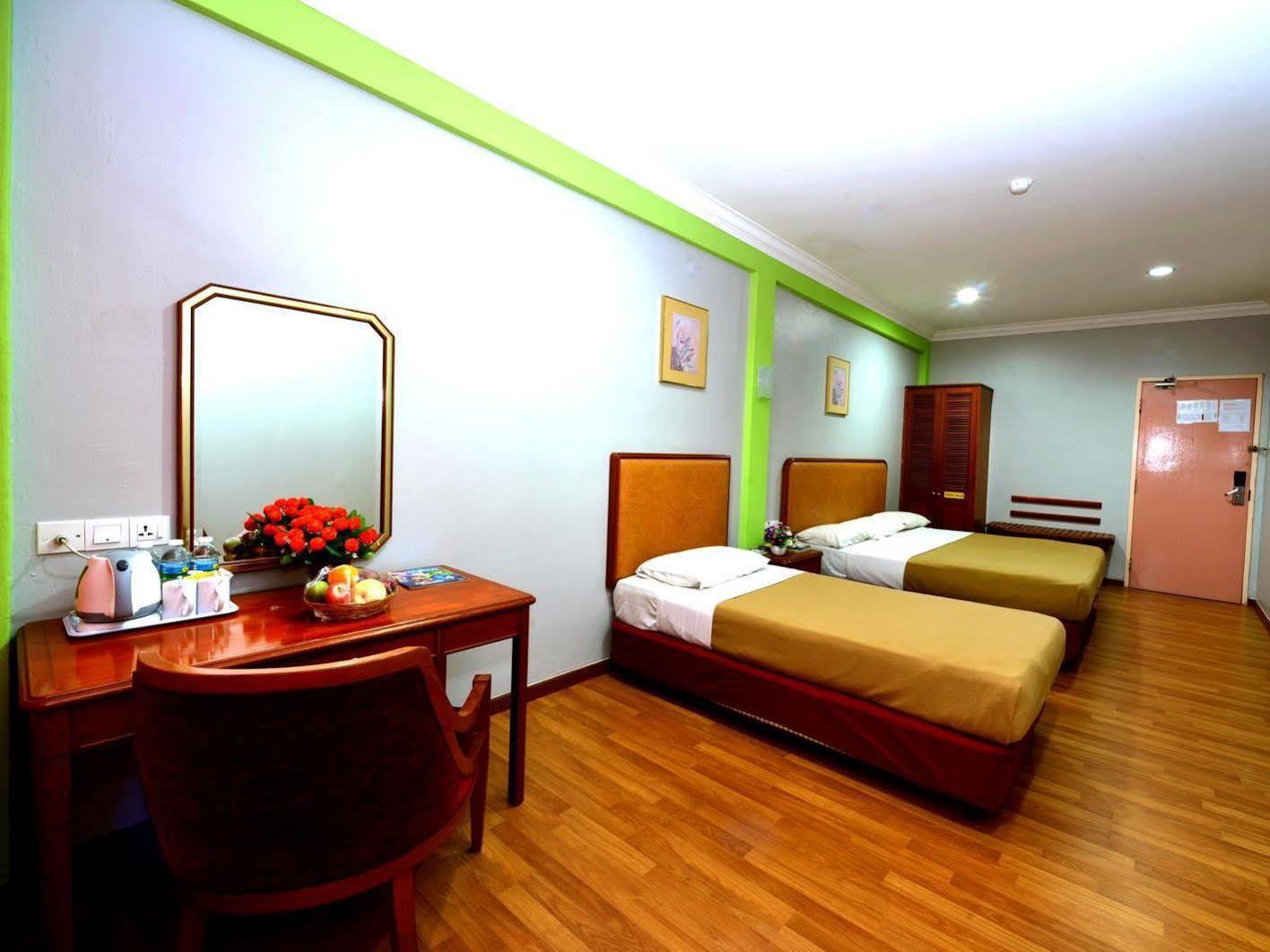 Classic Boutique Hotel Kuantan Exterior photo
