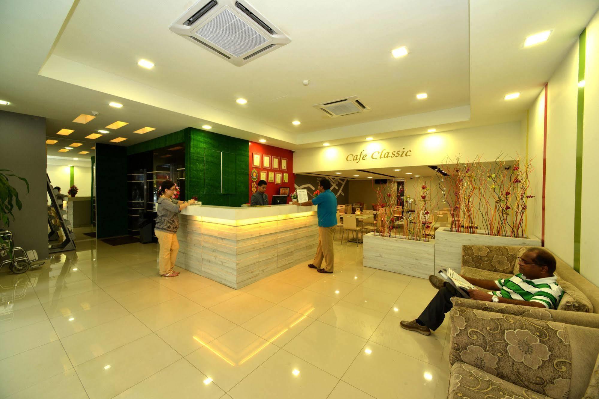 Classic Boutique Hotel Kuantan Exterior photo