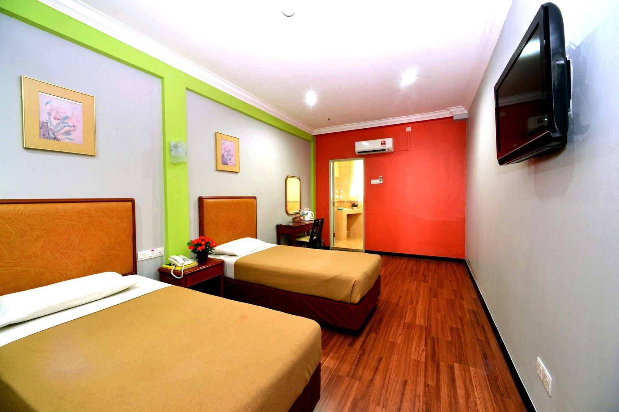 Classic Boutique Hotel Kuantan Exterior photo